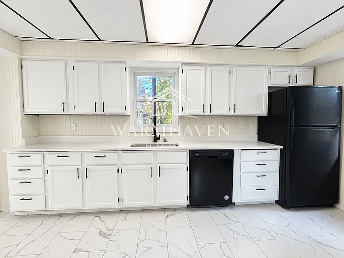 3 bed, 2.0 bath, 1724 sqft, $1,695 — Photo 4