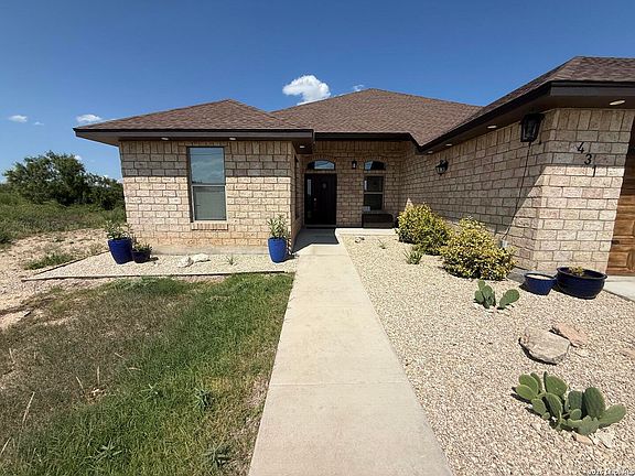 3rd image of 431 La Vista DR