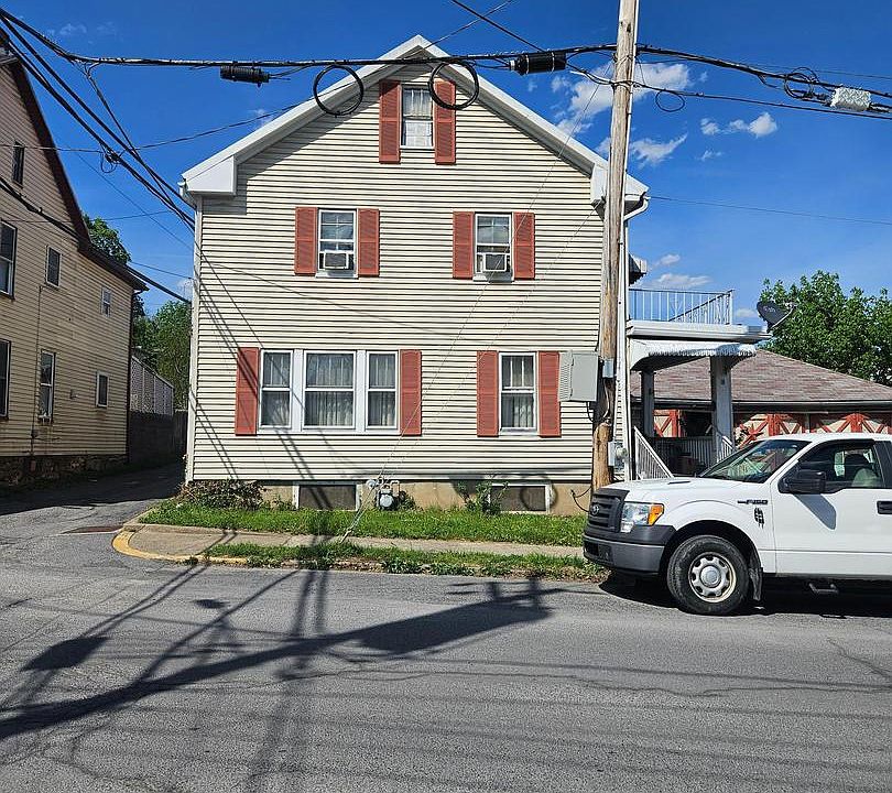 1st image of 8 N Pine St