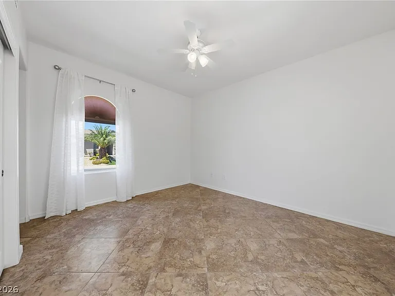 2148 Shadow Canyon Dr — Photo 35