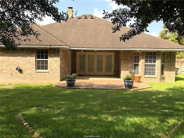 4903 Bay Oaks Ct — Photo 15