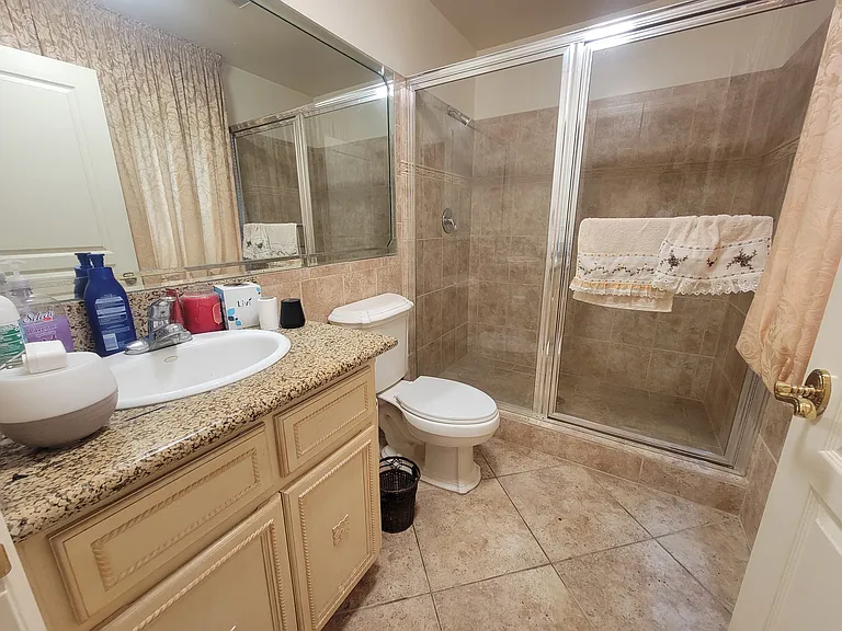 8009 Rose St — Photo 4