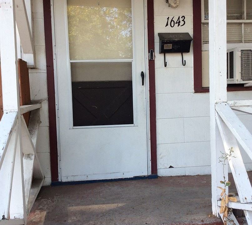1st image of 1643 C St APT A