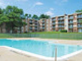 74 Galveston St SW APT 101, Washington, DC 20032