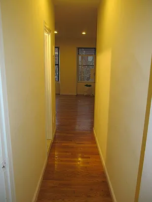 Rented by Lisa Management | media 36