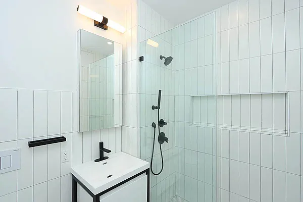 Rented by GROOME REALTY LLC | media 39