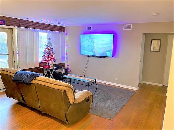 5th image of 3 Garden Dr APT 6
