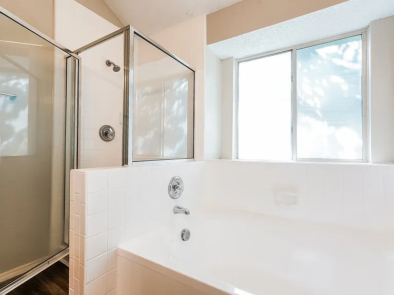 2843 Red Oak Dr — Photo 14