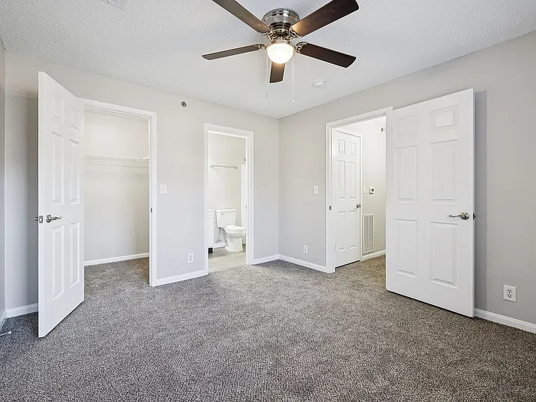 En-suite baths