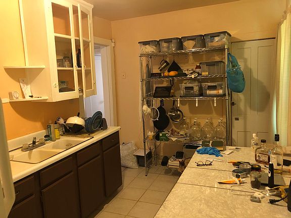 3rd image of 1908 E 123rd St #5