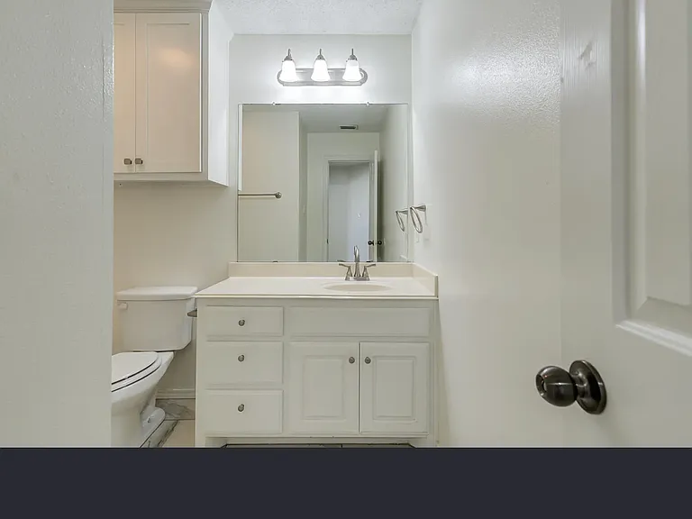 503 N Clinton Ave #B — Photo 14