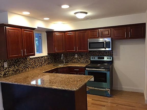 2nd image of 176 Revere Ave