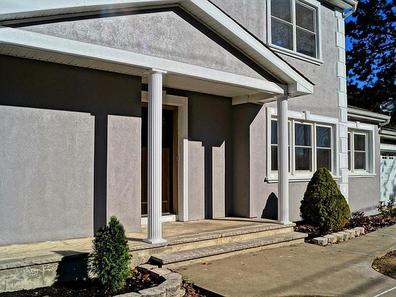 3rd image of 817 Birmingham Ave