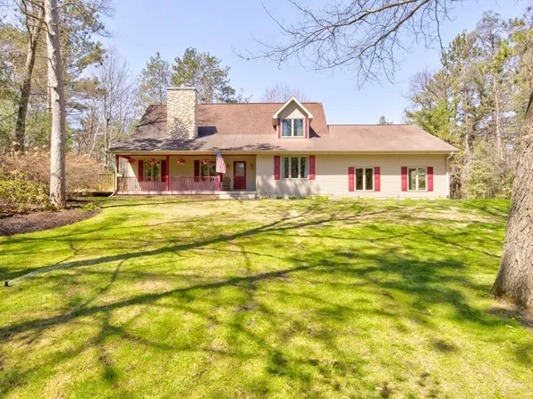 N2775 Stanley Ln, Marinette, WI 54143