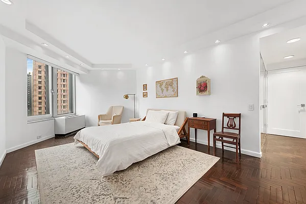 Rented by Compass | media 4