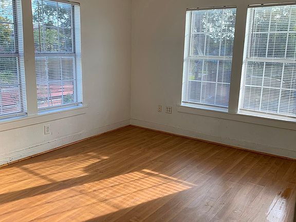 Back bedroom