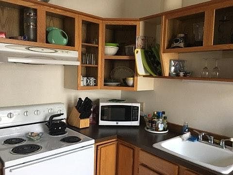 2nd image of 5607 1/2 Rainier Ave S APT A