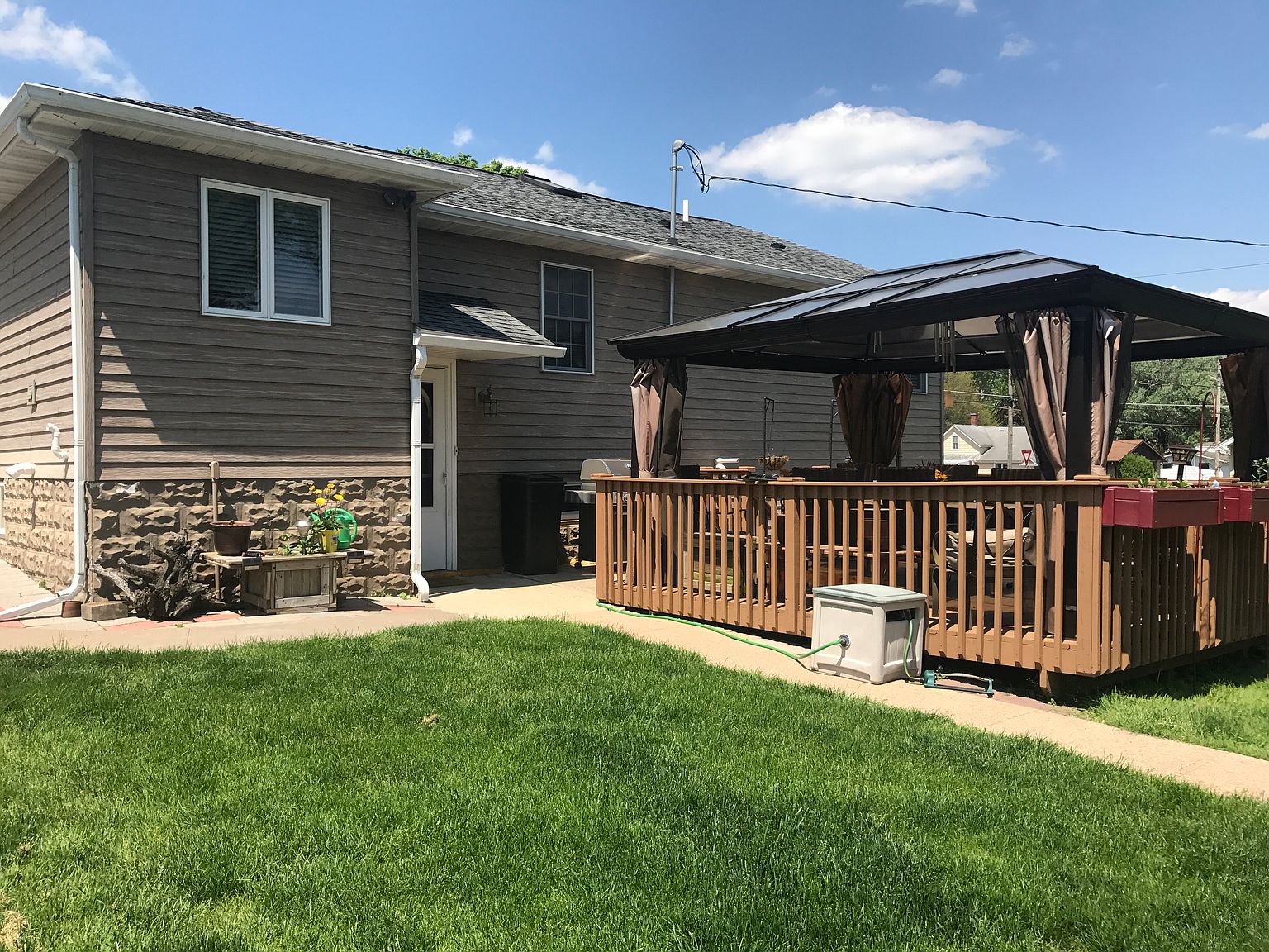 213 Rosedale Ave, Savanna, IL 61074 Zillow