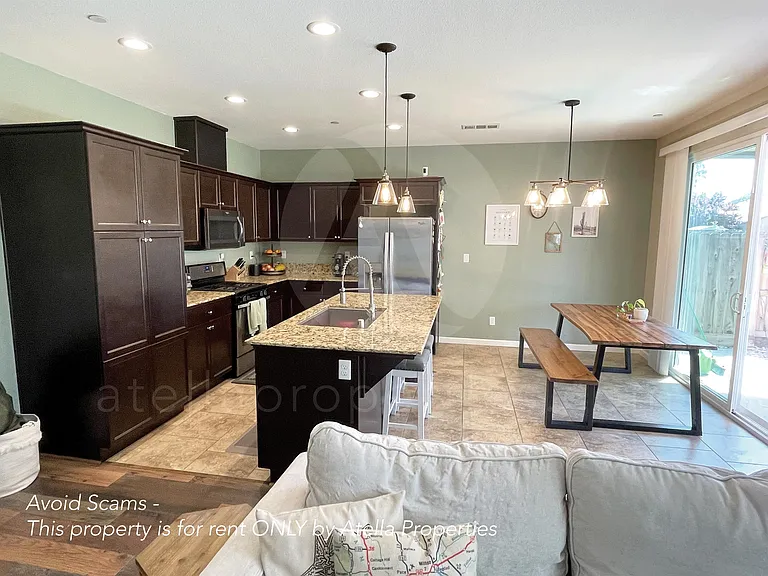 619 Portola St — Photo 5