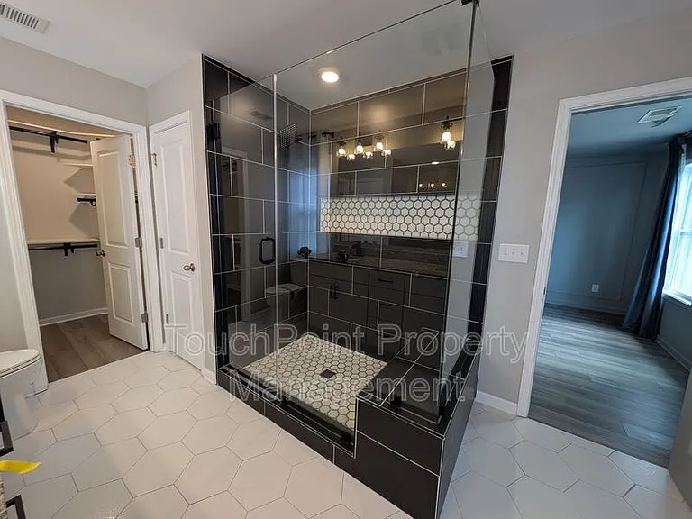 634 Cypress Glen Ln — Photo 23