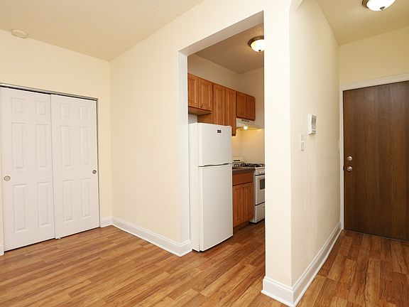4th image of 1742 N Humboldt Blvd Unit 701