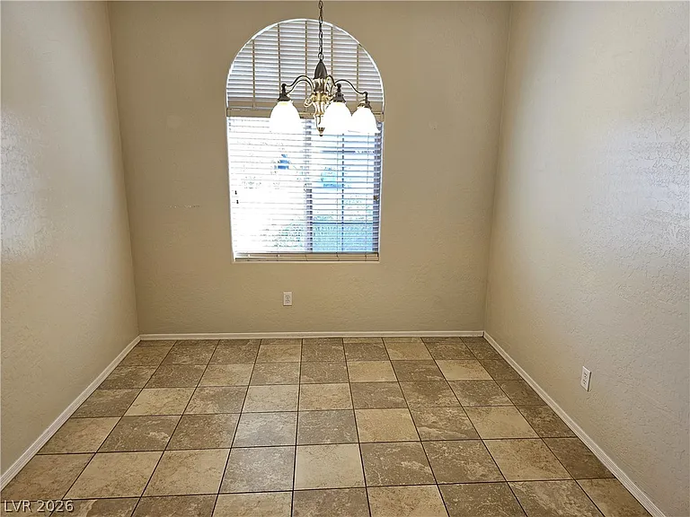 5958 Saddle Horse Ave — Photo 8