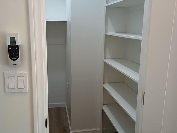 4th image of 9762-64 Pino Dr