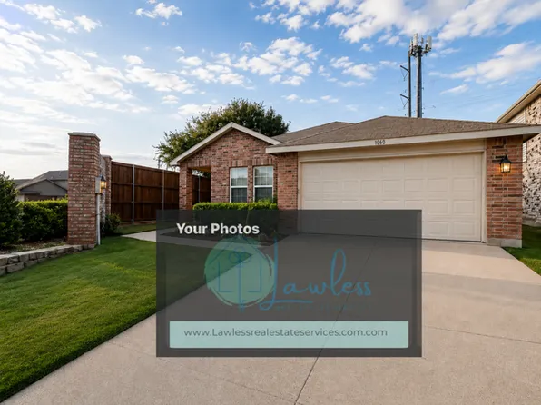 1060 Mosaic Dr, Fort Worth, TX 76179