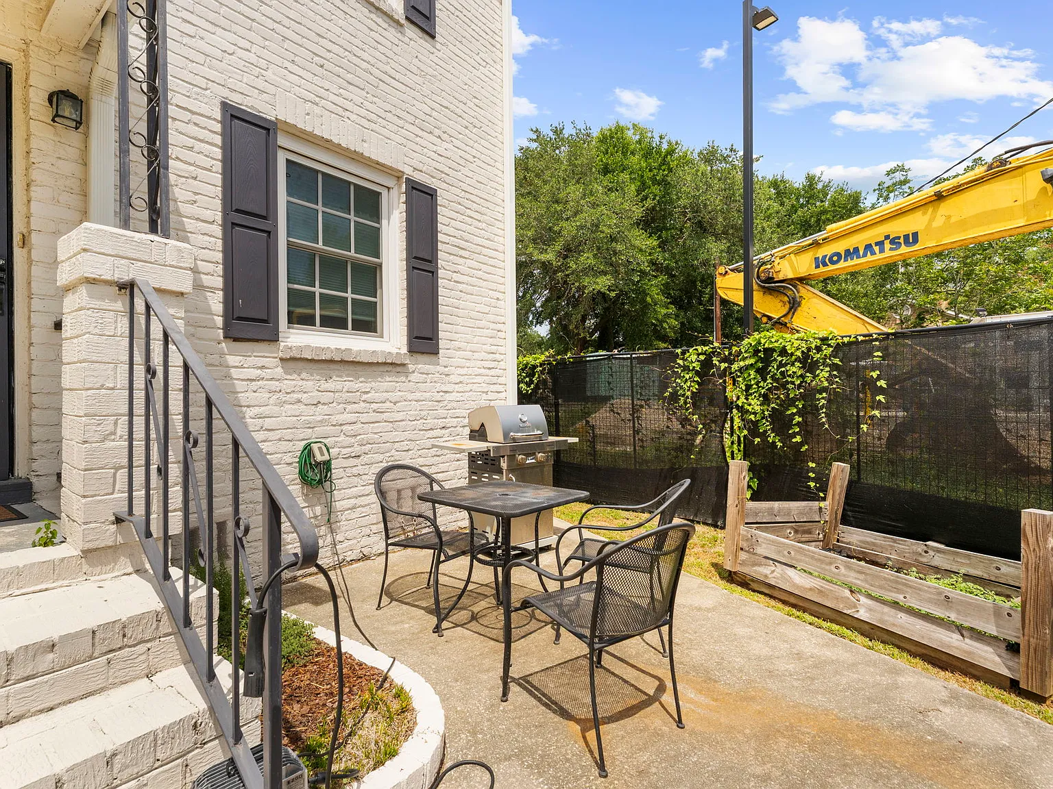 2 bed, 1000 sqft, $2,800 — Photo 2