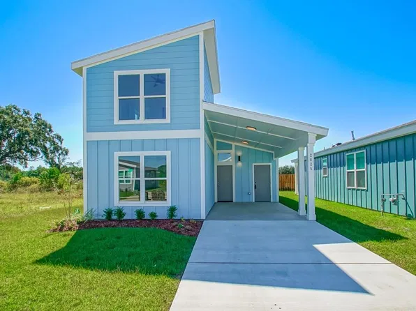 2825 Live Oak Dr, Terrytown, LA 70056