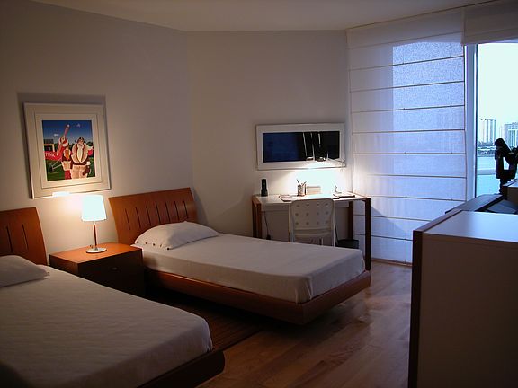 3rd image of 7000 Island Blvd APT 1106