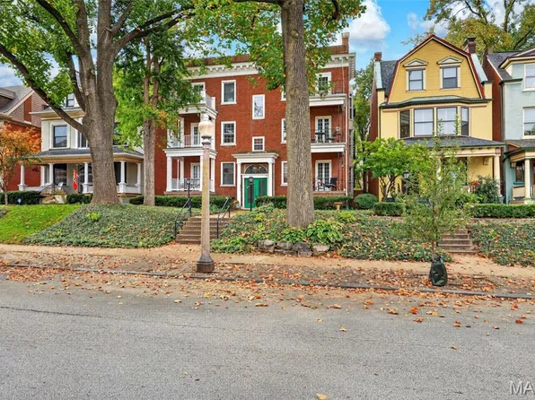 4530 McPherson Ave APT 2E, Saint Louis, MO 63108