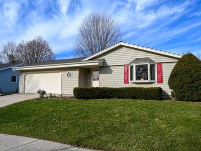 1844 Waterview Ln, Waukesha, WI, 53189