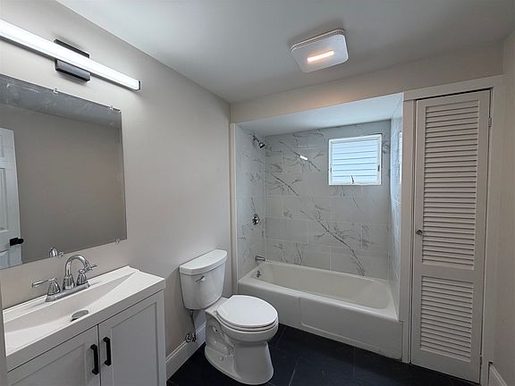 2nd image of 25 Warner St #1