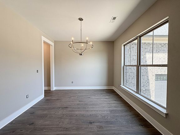 5th image of 315 Goodwin Ln