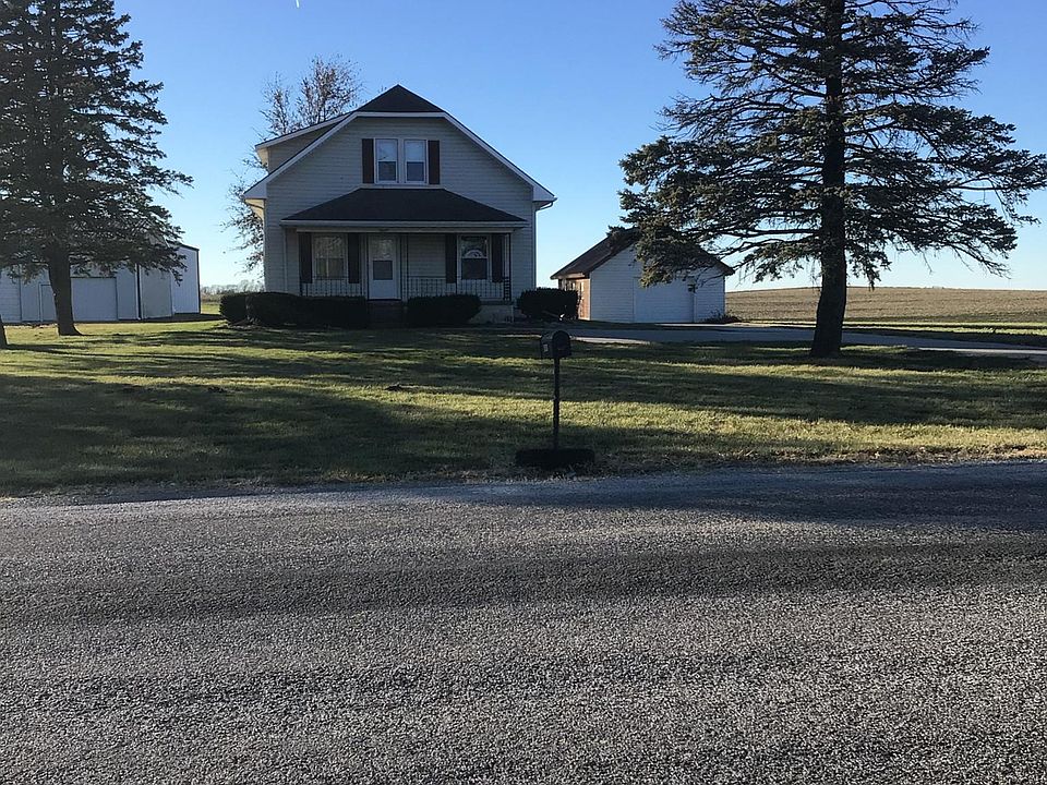 View of House and garage from the blacktop