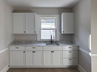 44 Cabot St #3, Beverly, MA 01915