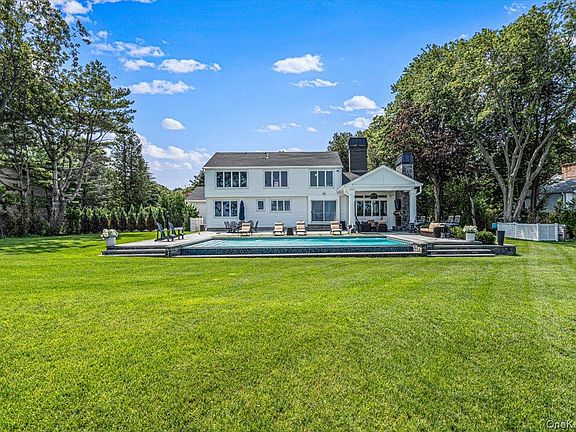 2nd image of 37 Soundview Drive