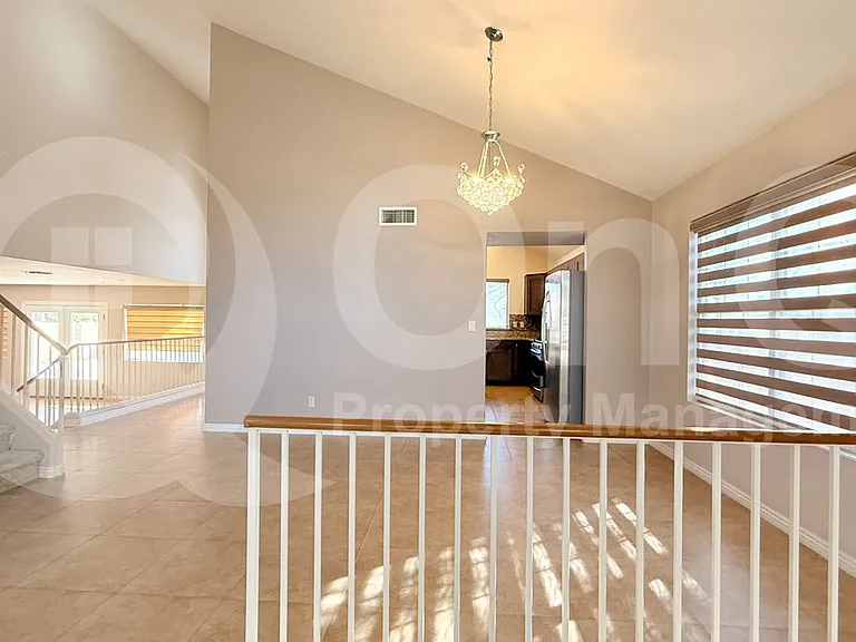 9405 E Presidio Rd — Photo 16