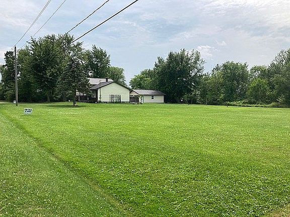 4th image of 3425 Hartland Center Rd