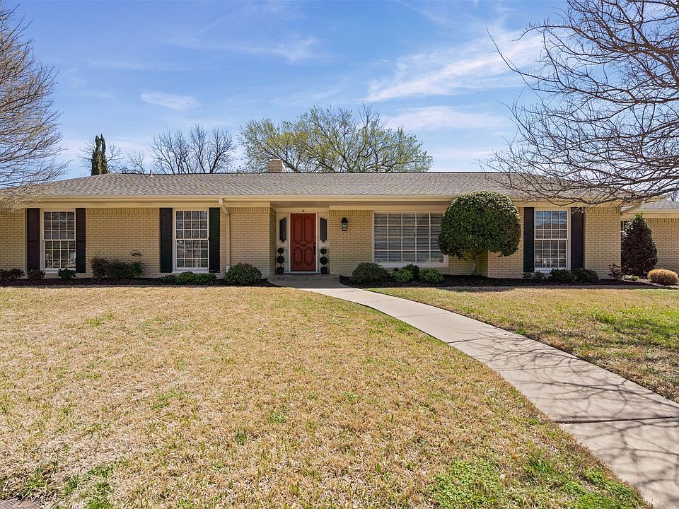 1st image of 7009 Miramar Cir