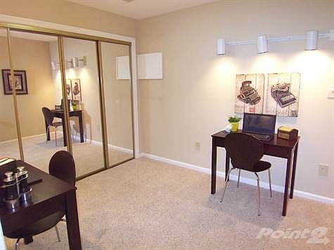 Lower Level Den/Office with Task Lighting