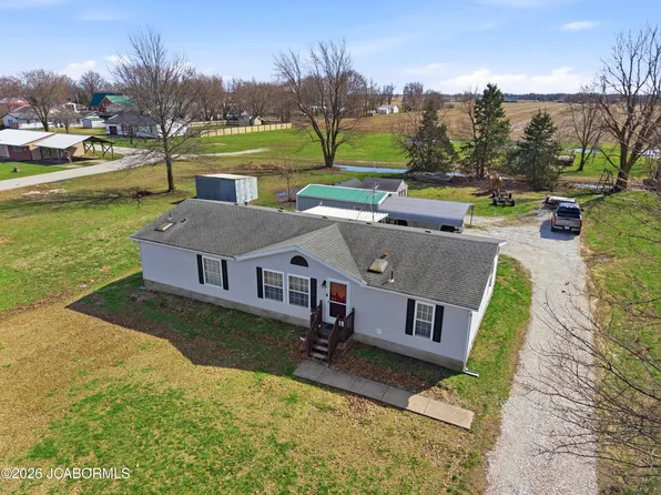 404 W Martin St, Cairo, MO 65239