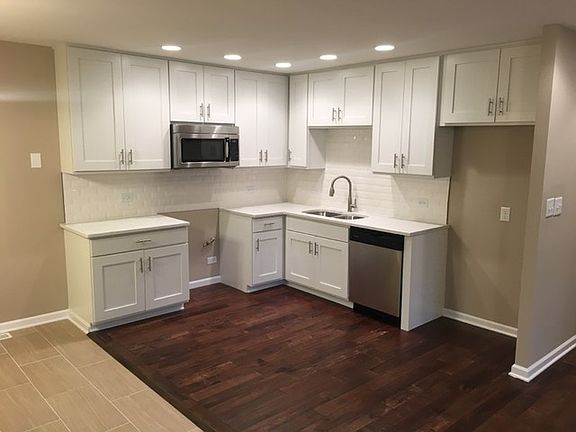 5th image of 604 Waverly Ct Unit C