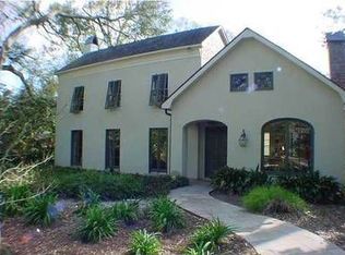 6210 Menlo Dr, Baton Rouge, LA 70808