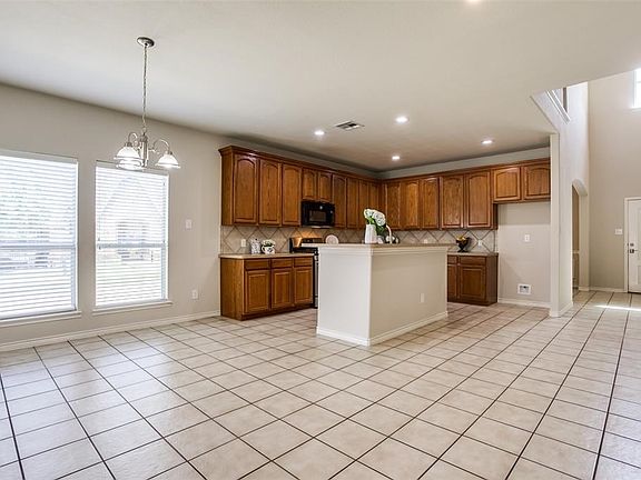 3rd image of 3924 Carmel Mountain Dr