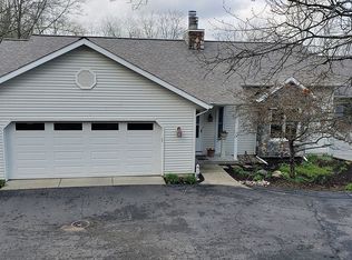 4435 Knapp Ct NE, Grand Rapids, MI 49525