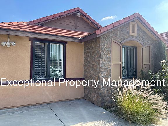 3rd image of 6323 N Ashton Ct