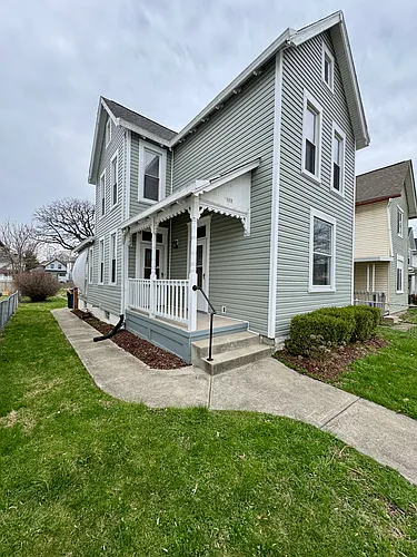 121 Chicago Ave Photo 1