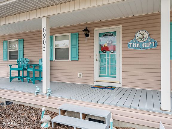3rd image of 6905 E Oak Island Drive